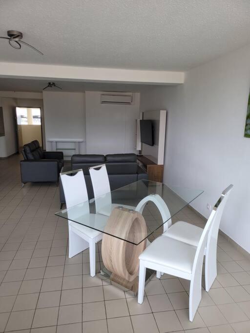 Hello Guyane (7), Grand Appartement Prestigieux F3