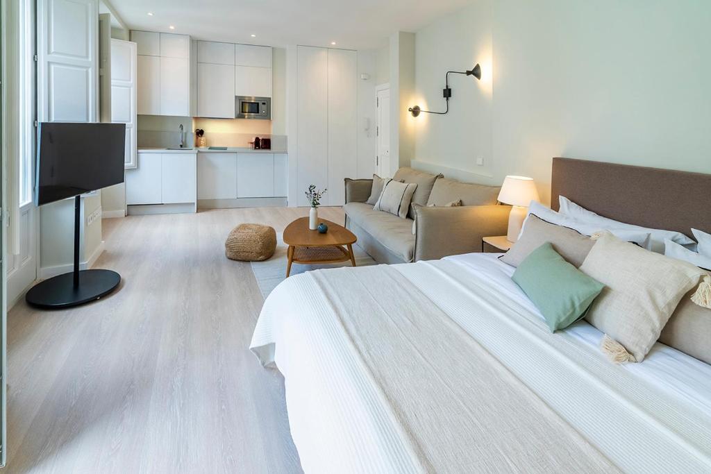 Córdoba Home Center Suites - Free parking for VW Golf or similar - 2