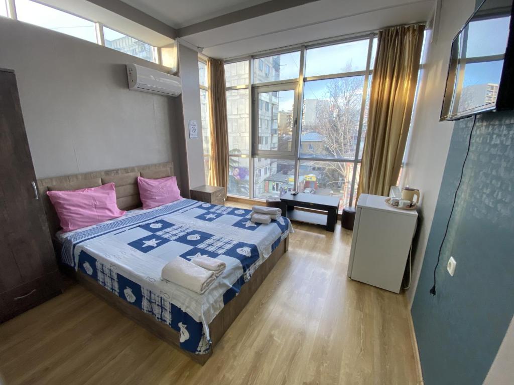 Hotel G &amp; J — Hotel in Tbilisi