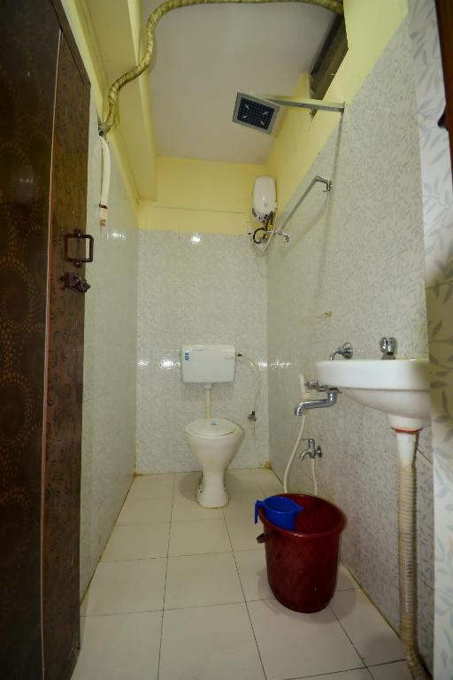 HOTEL CORAL INN -HCI photo