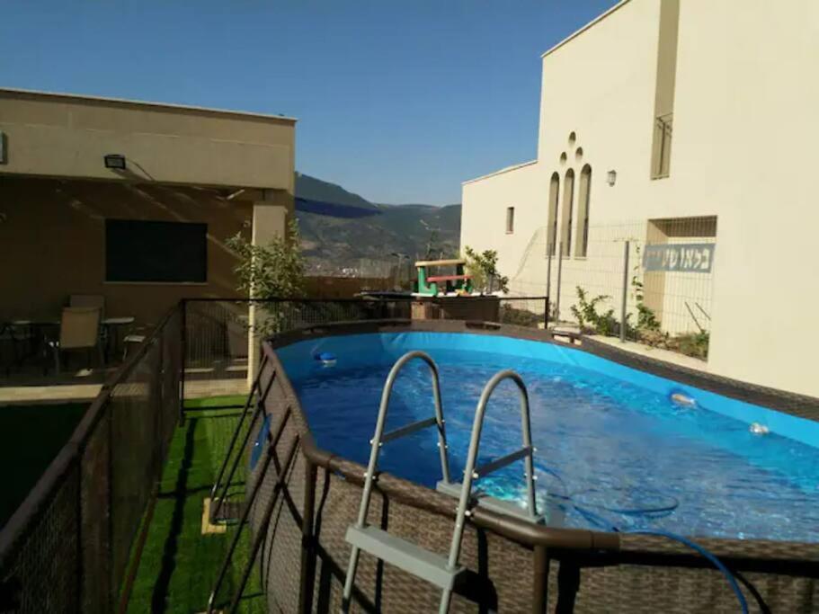 michal Galilee view country house on the cliff pool