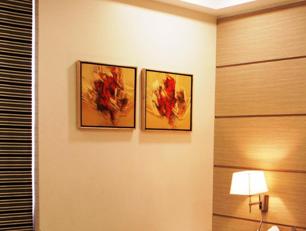Mumbai Residency Hotel Fort Additional