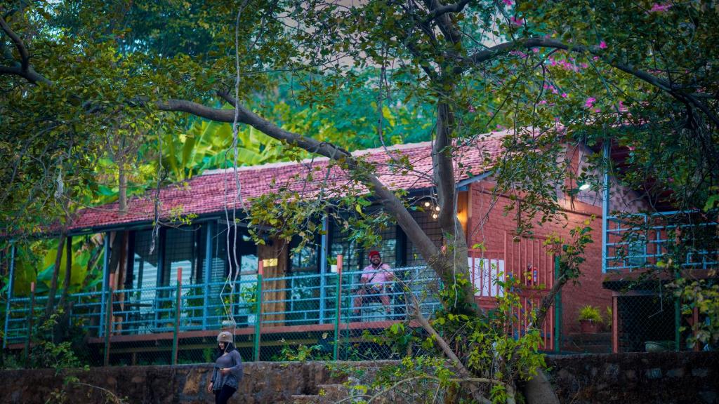 Saveda Farm &amp; Cottages — Hotel in Karjat