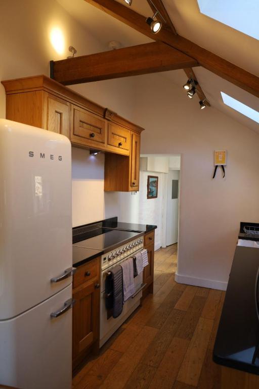 Thatched Cottage, Otterton photo 6
