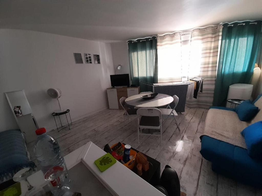 Un Studio Premium tout à nouveau rénové, centre ville - 1