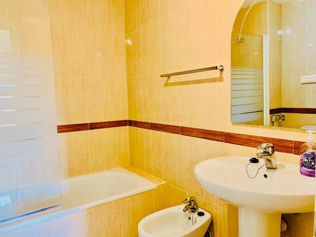 Maravilloso apartamento confortable en zona residencial - 2
