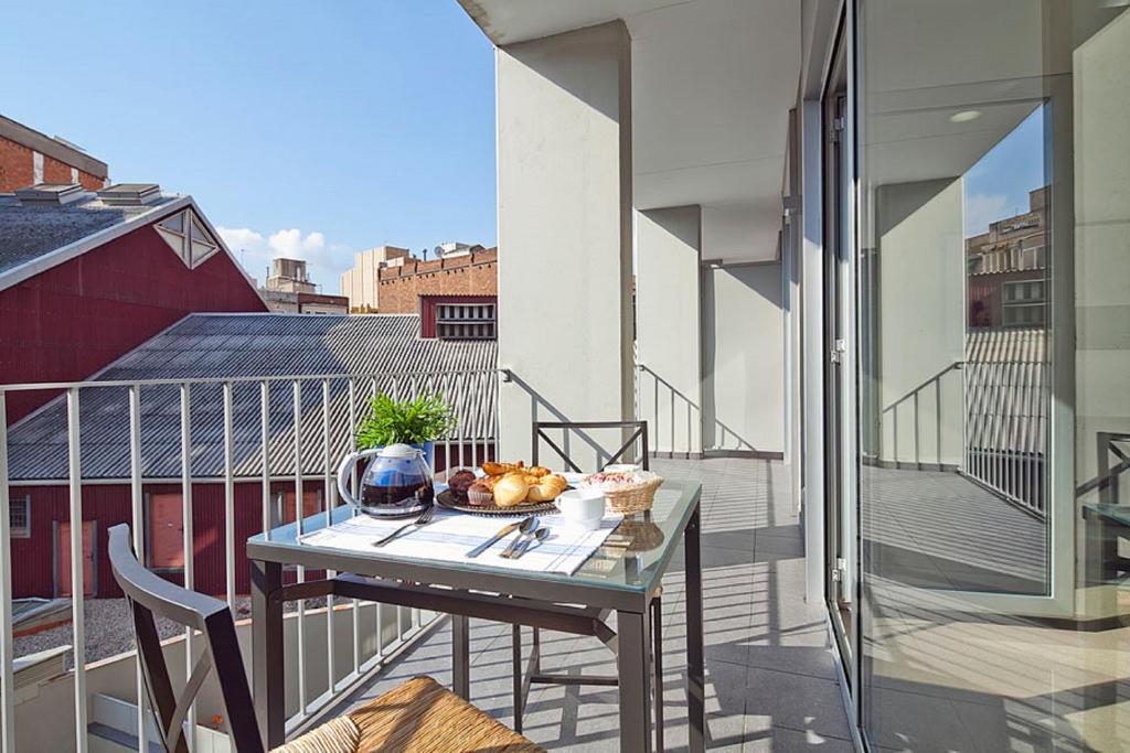 Balcony/terrace, Charmsuites Paralel Apartments in Barcelona