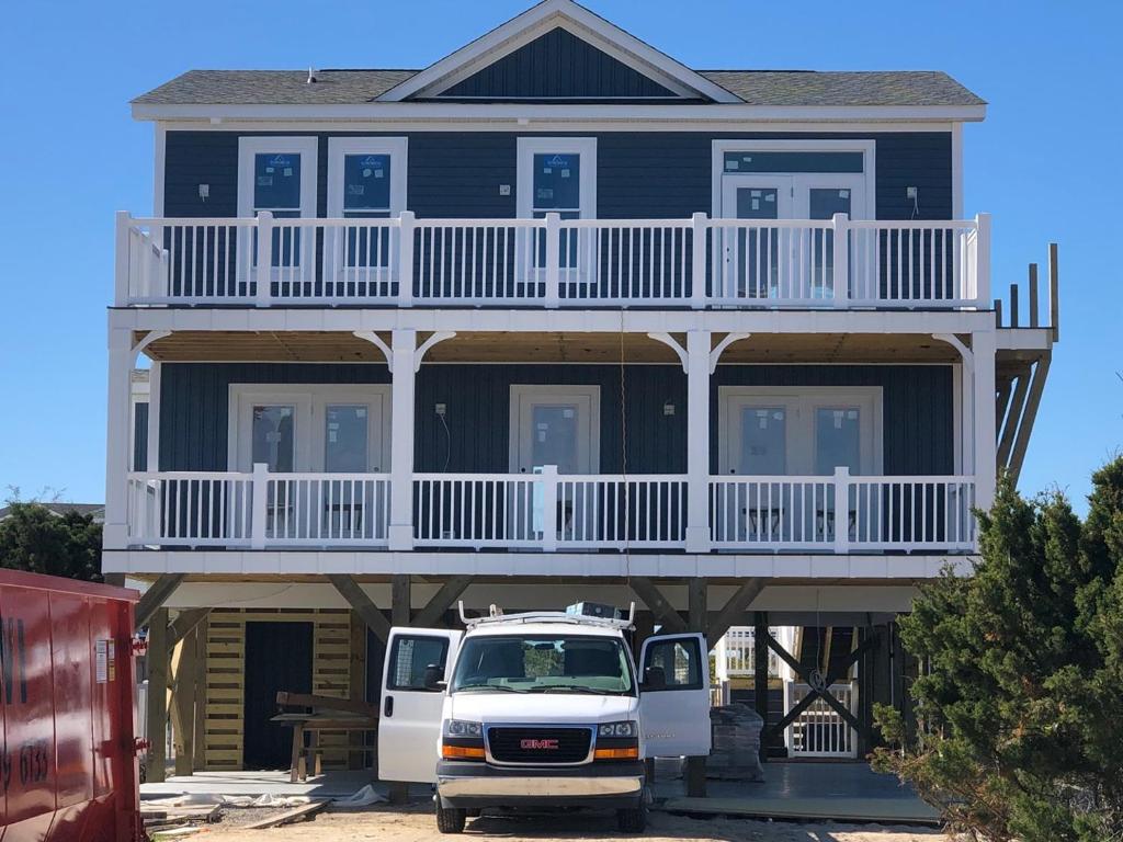 Gratitude, Oak Island