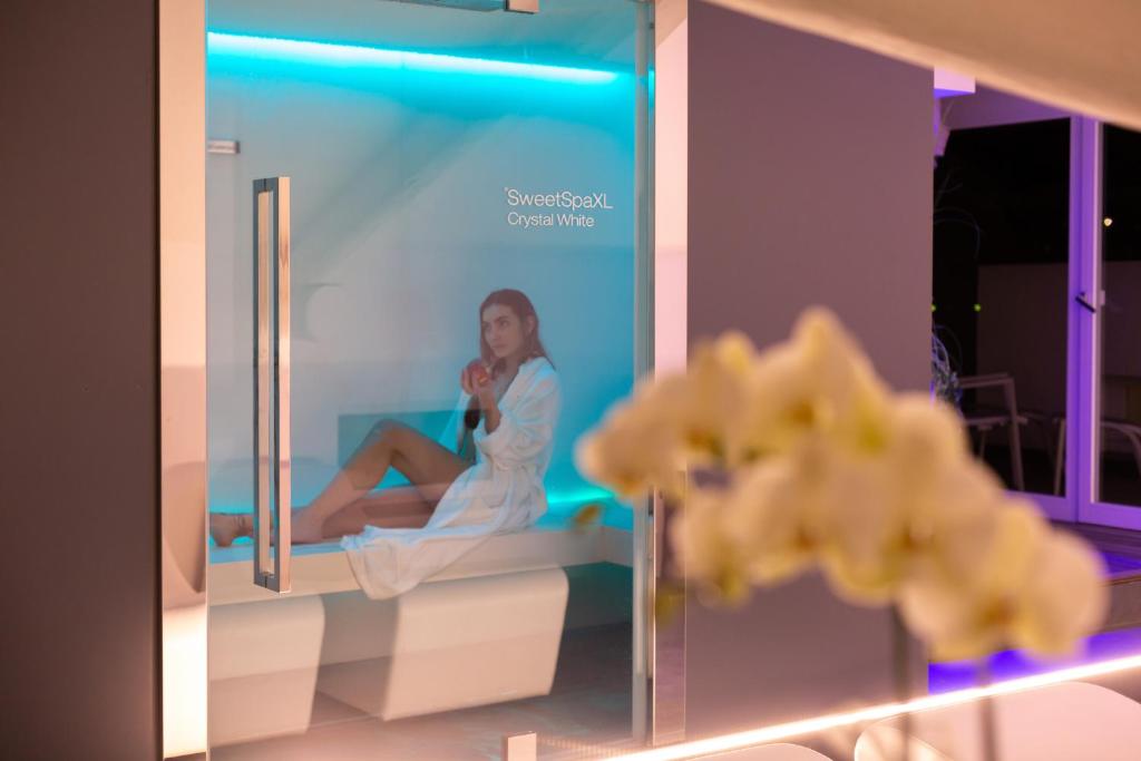 Steamroom