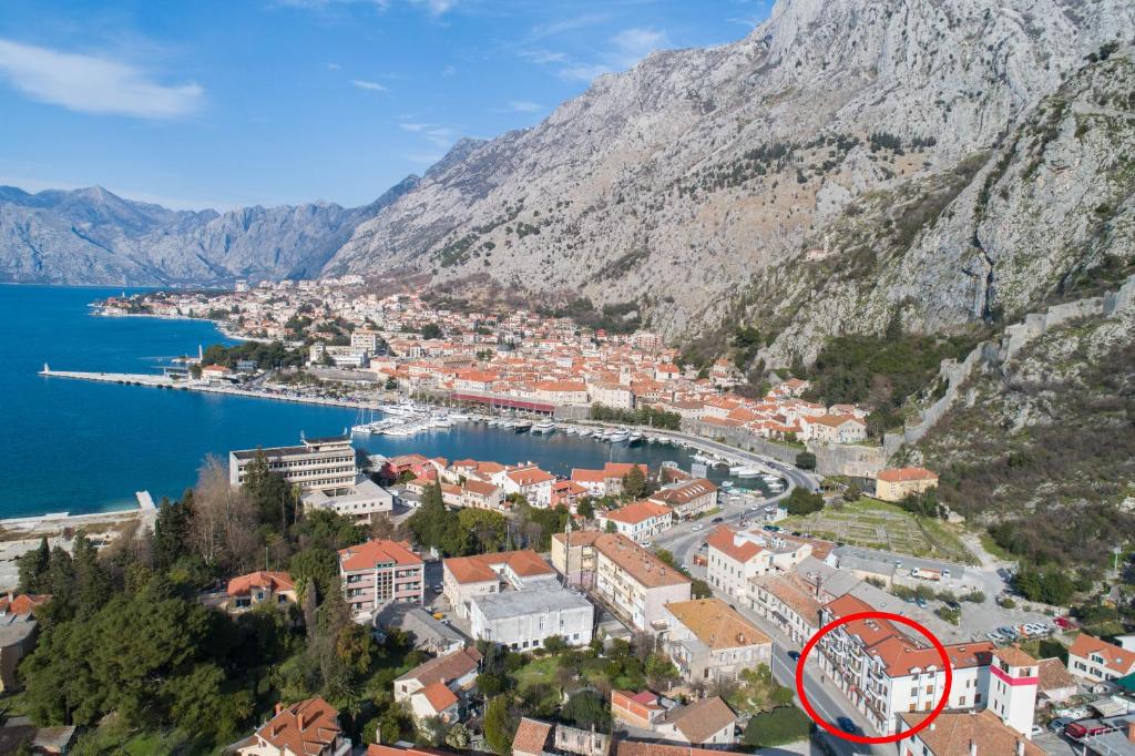 Apartman J&I, Kotor