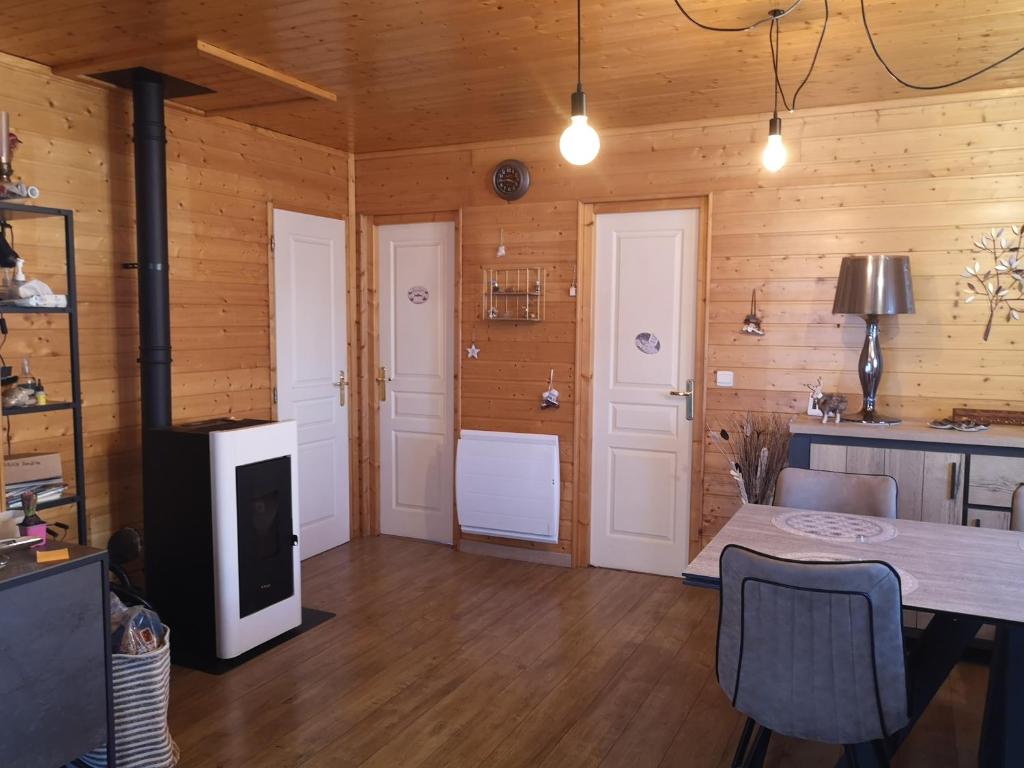 Jolichalet66210-88m2-3ch-garage-jardin-double véranda-wifi-impasse au calme - 5