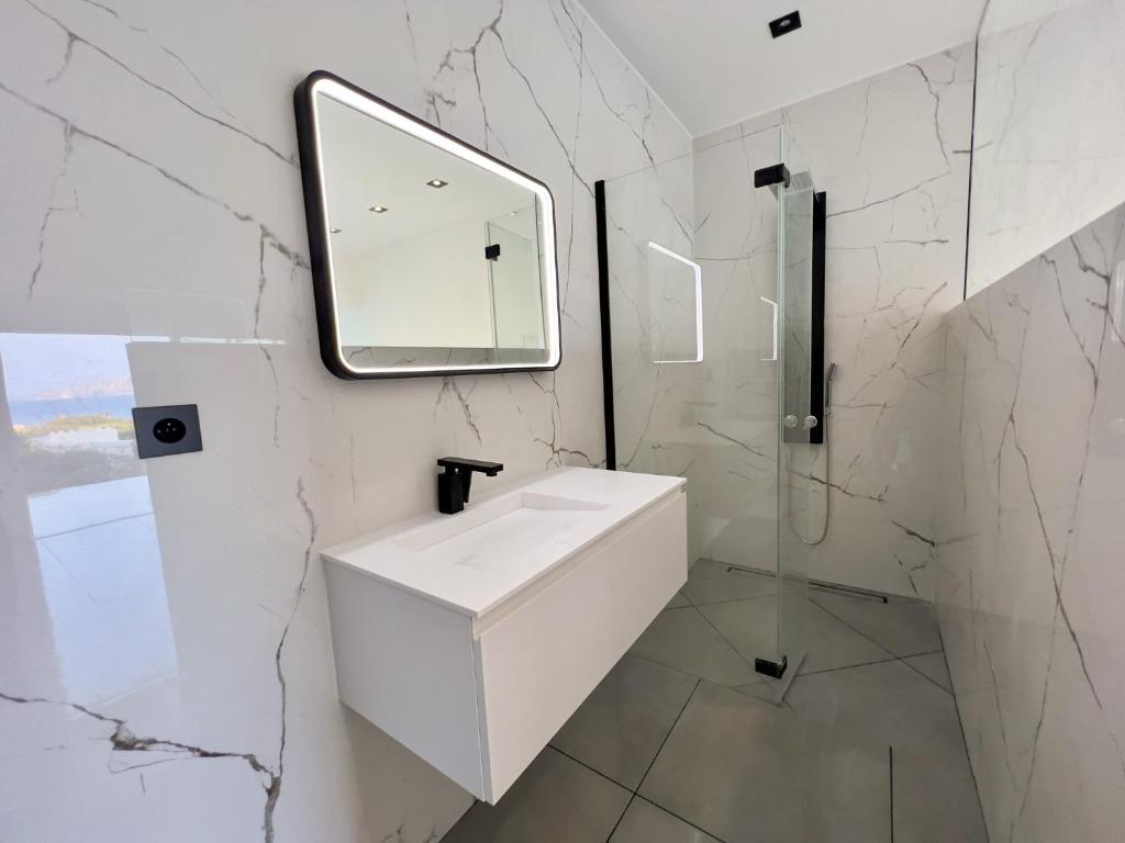 Villa 8 pers à 30m de la mer - 5
