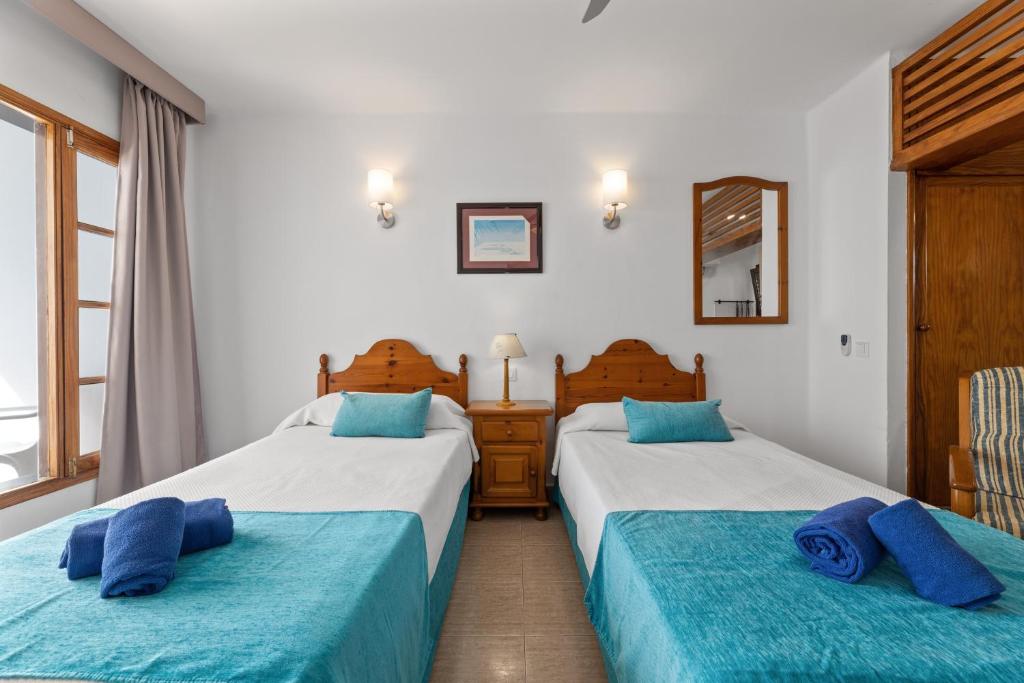 Apartamentos las Lilas — Hotel rooms in Puerto del Carmen, Canary Islands