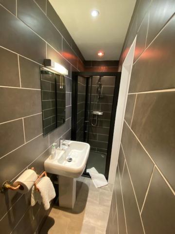 Homerton House Apartments photo
