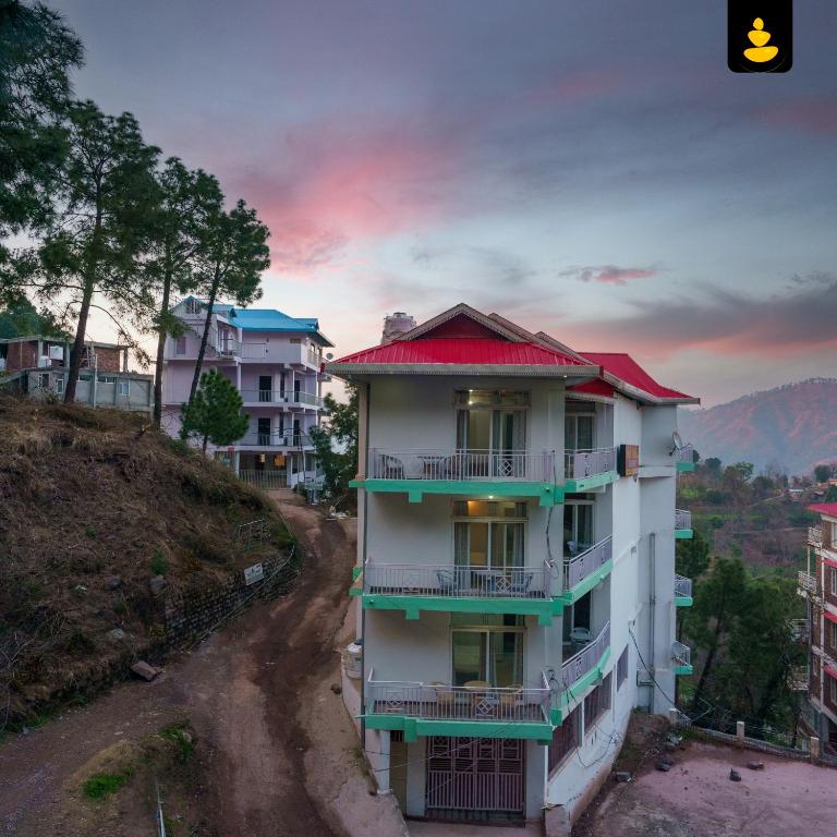 LivingStone Sky Hills Apartment Kasauli photo
