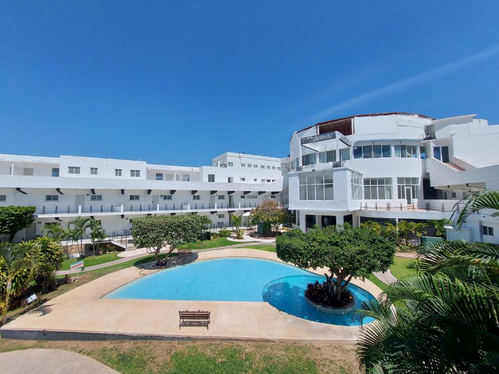 Casa Blanca Grand - 1