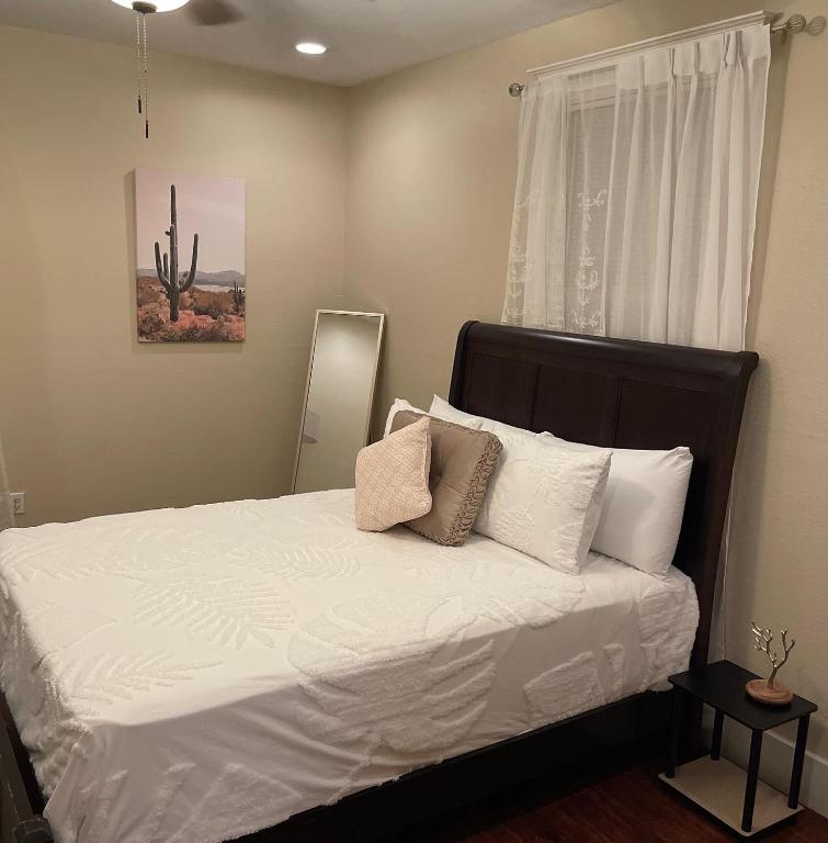 PR10 Holy Cross Oasis 30 DAY MINIMUM STAY