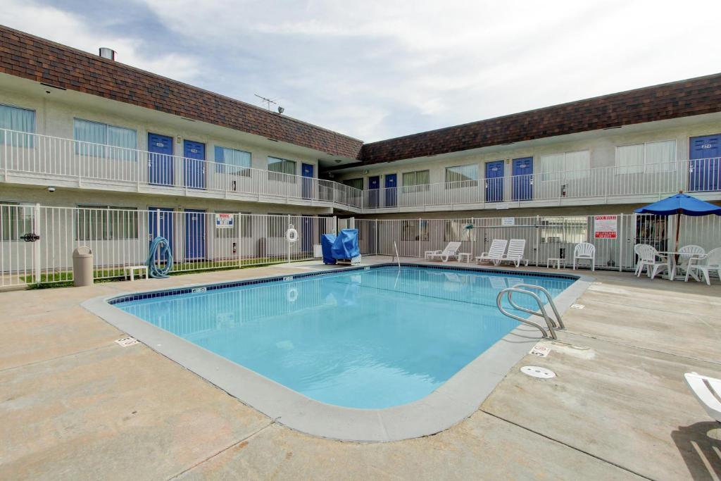 Motel 6 Denver, CO - Airport