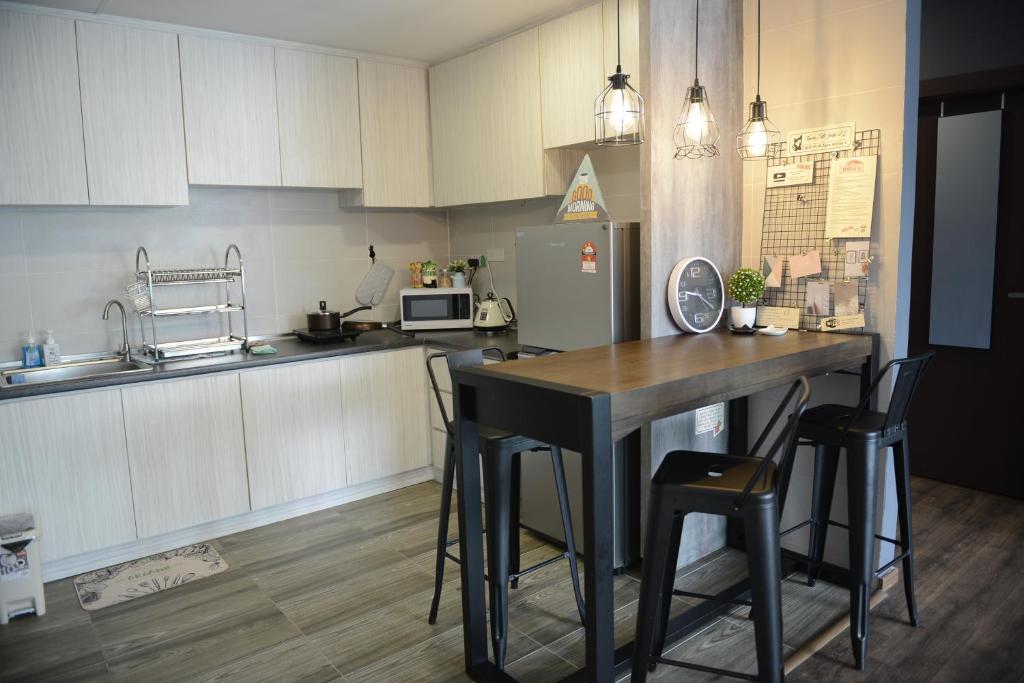 3BR Jazz Suites Vivacity Megamall Kuching Sarawak photo