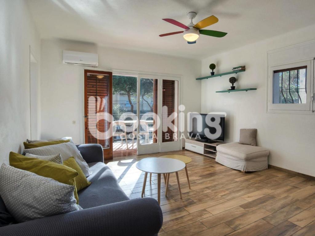 Mar bella Apartament a dos minuts de la platja amb wifi i parking per 6 persones - 4