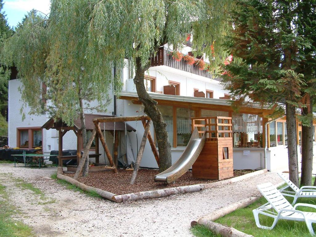 Laugen Albergo Ristorante Bar Pinsa Romana Area Sosta Camper - 4