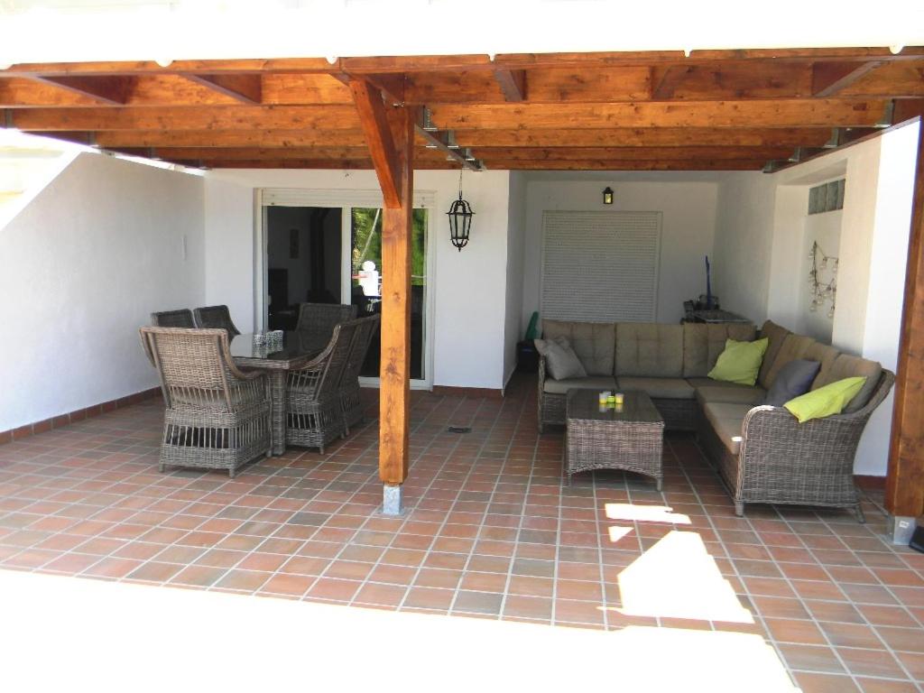 Bonito apartamento con inmensa terraza y piscina - 4