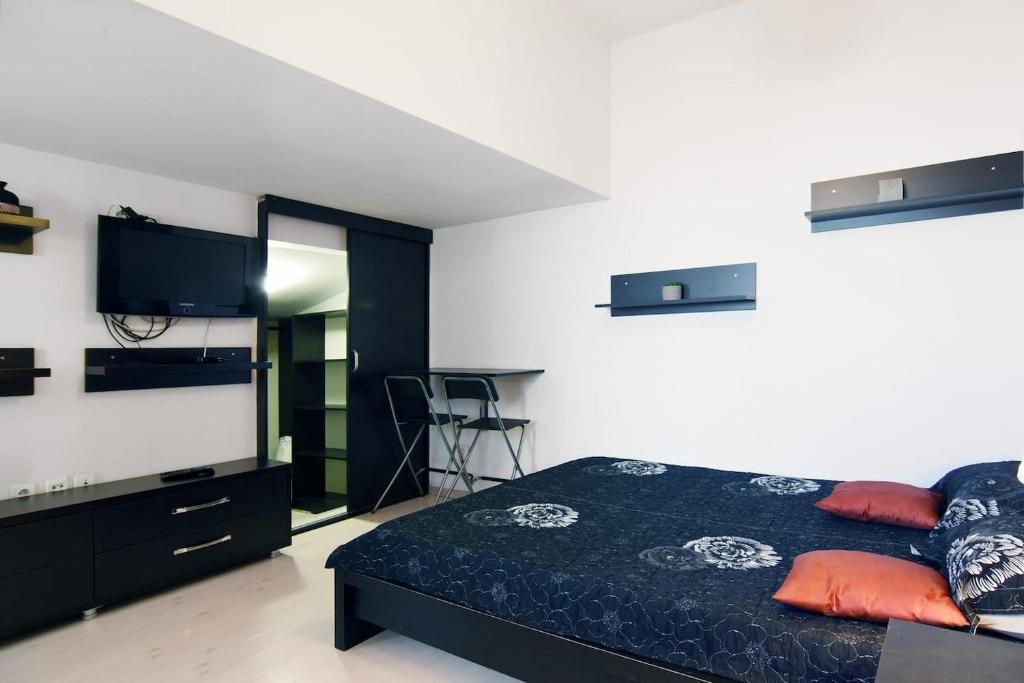 Bucharest Studio, Bukurešť