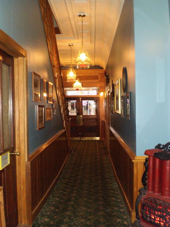 Hotel Millersburg Photo 31