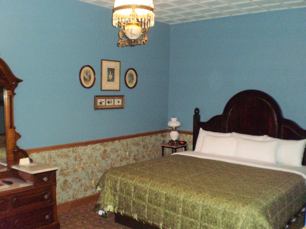Hotel Millersburg Photo 33