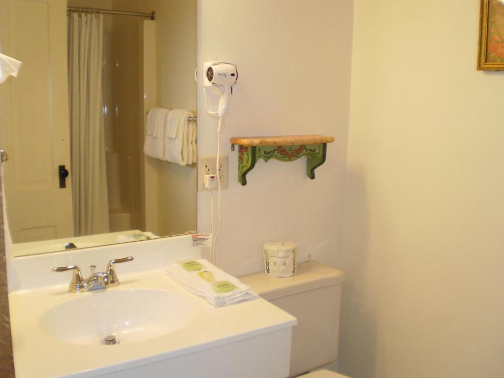 Hotel Millersburg Photo 37