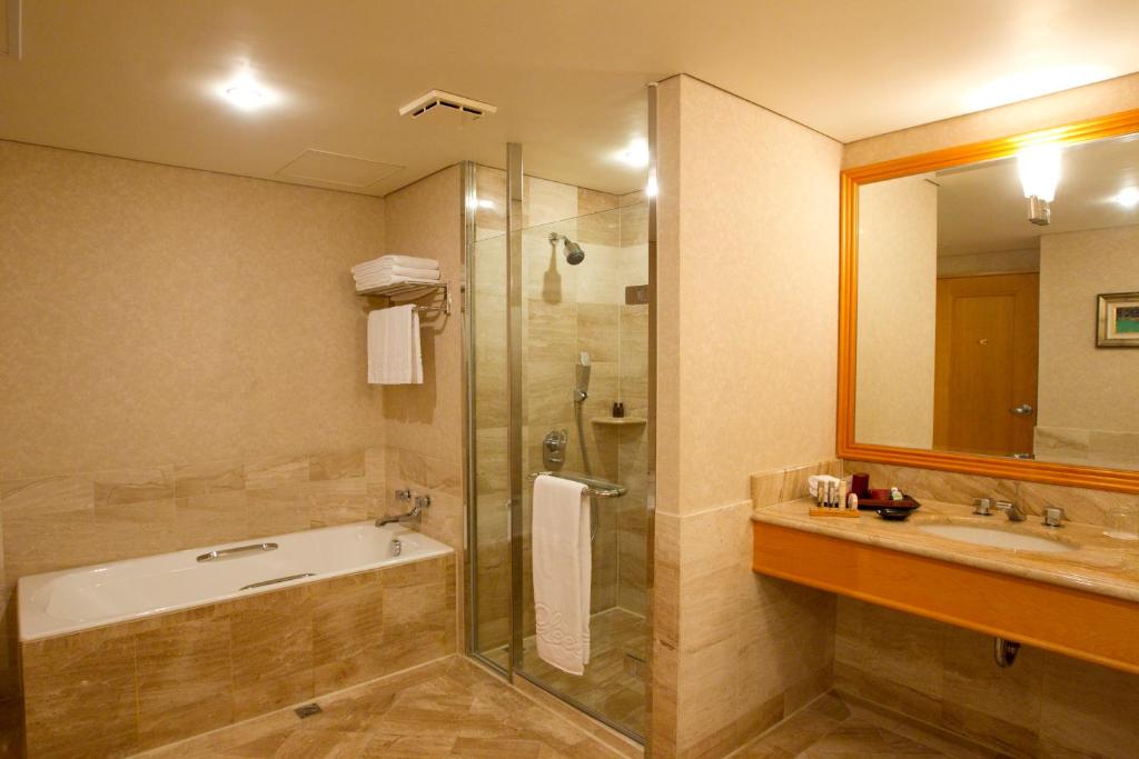 ロイヤル リーズ ホテル - img