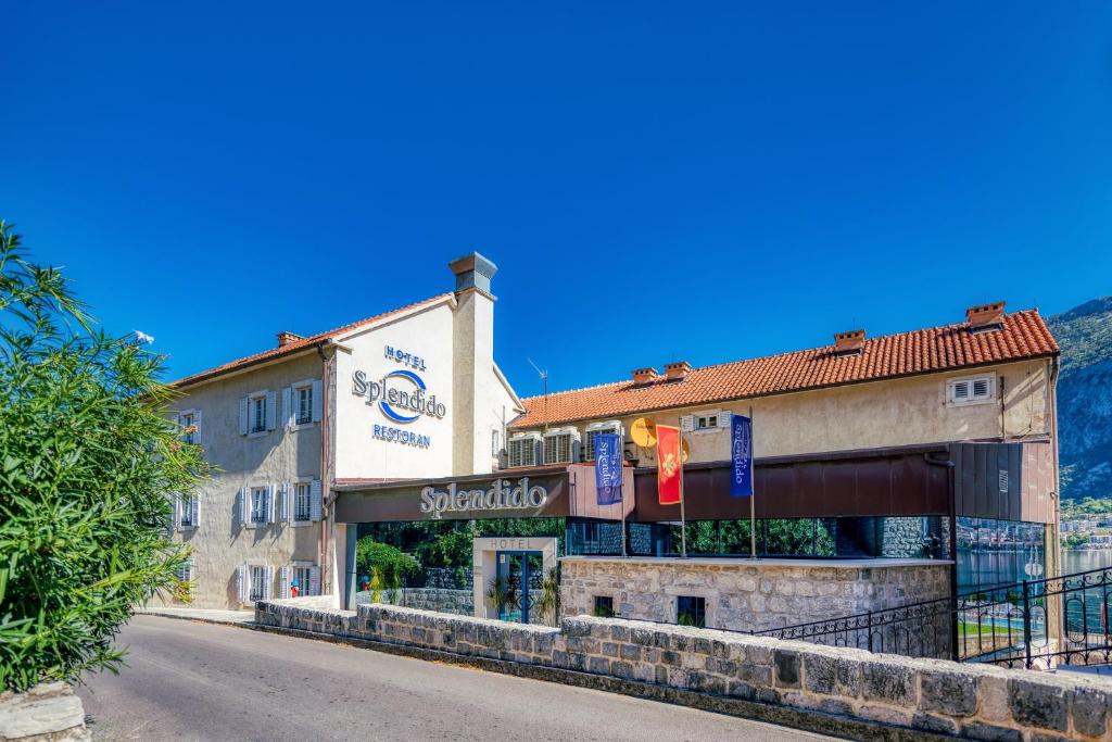 Hotel Splendido — Hotel building in Kotor, Kotor Municipality