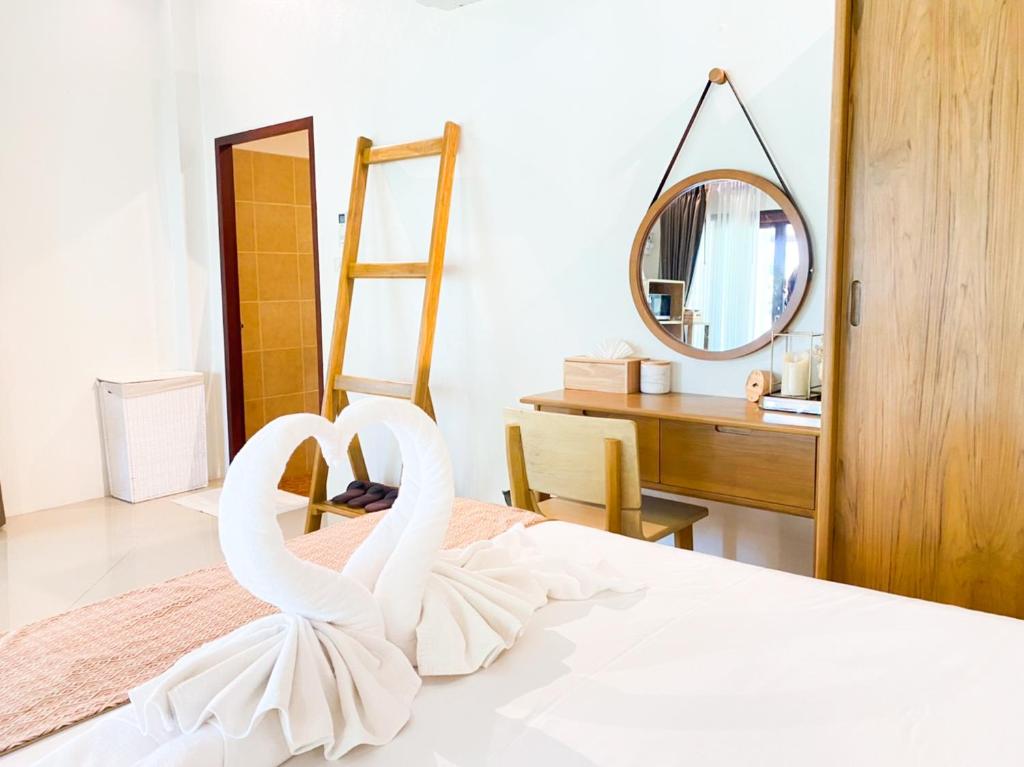 Khanom Sea Beach Resort photo