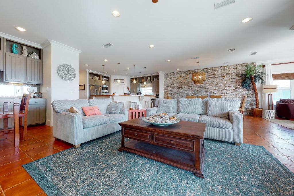 Mar Tortuga, Gulf Shores