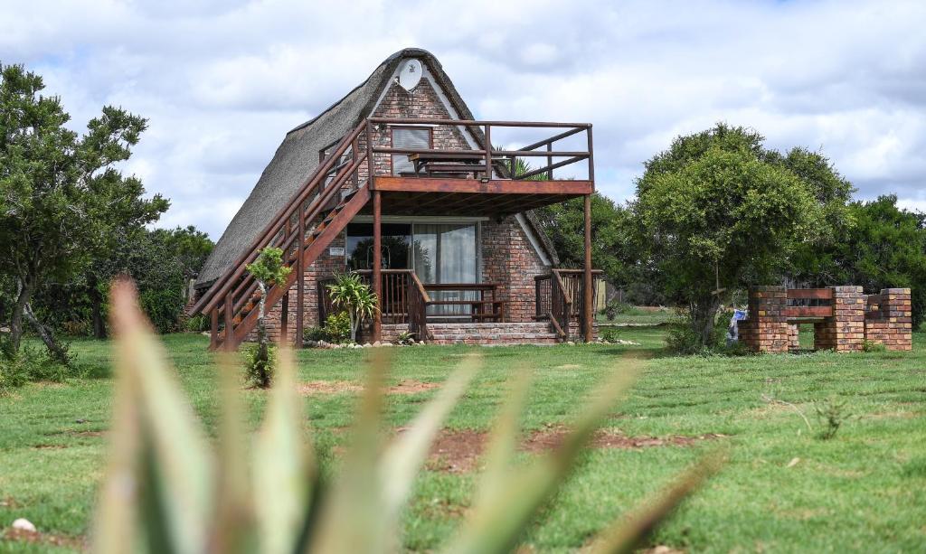 Charihandra Game Lodge photo