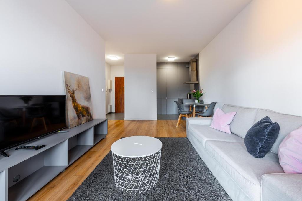 Comfort Apartment with Balcony - ul. Francuska 106/2