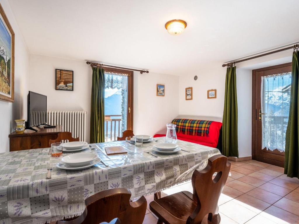 Apartment Grand Sarriod-5 by Interhome - 2