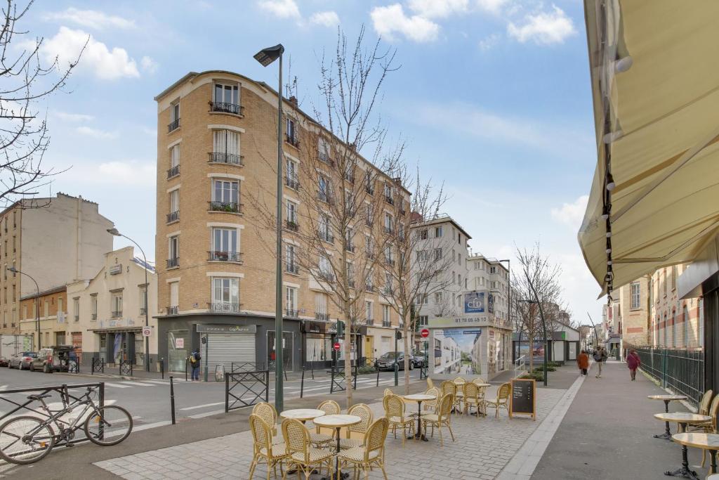Chic apart near Paris photo