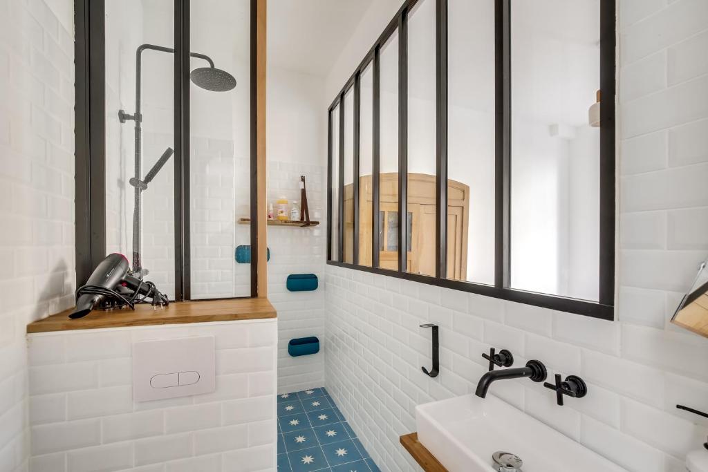 Chic apart near Paris photo