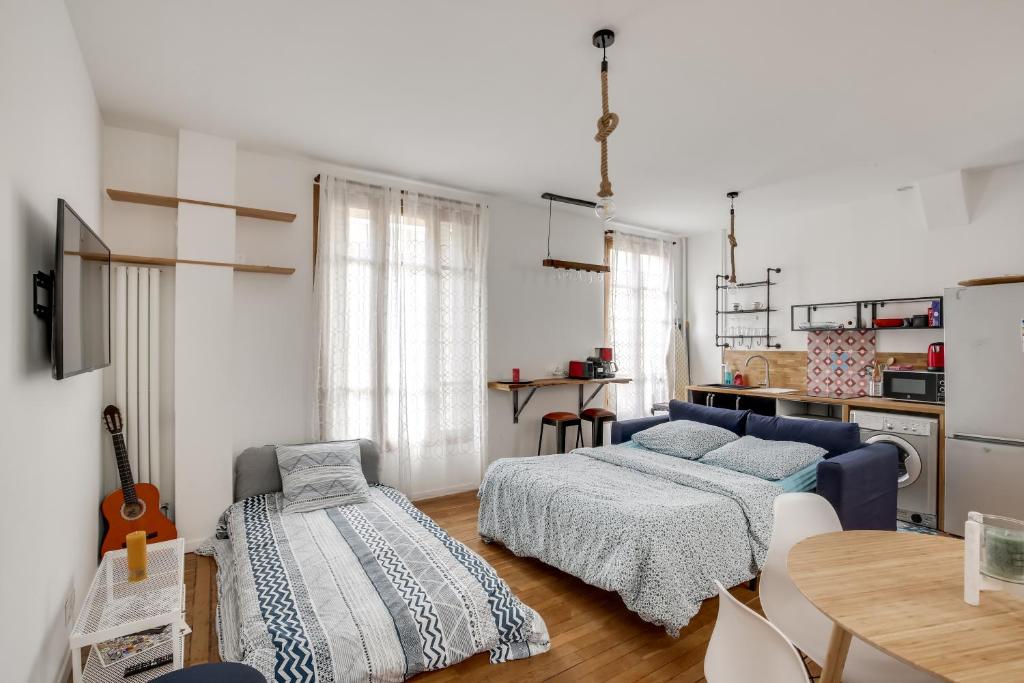 Chic apart near Paris photo