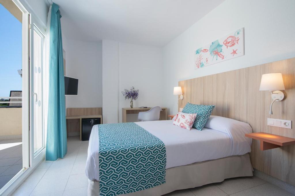 Hotel Vistamar by Pierre & Vacances photo