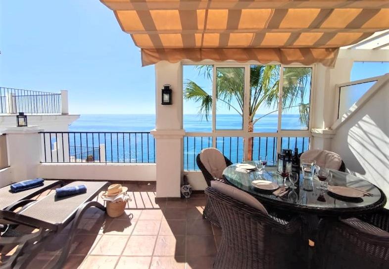 Amazing 2 bedroom 2 bathroom in Ladera de Mar, Nerja - 3