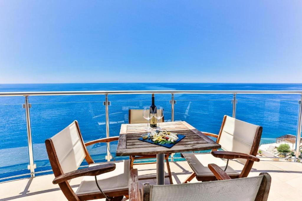 Modern apartment with sea view in Dobra Voda, 95 m², Pool, Dobra Voda