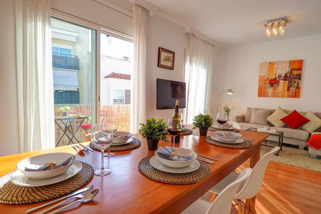 San Sebastian Apartment by Hello Homes Sitges - 2