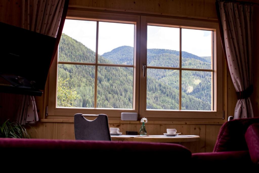 Bergfreude - Ruhe und Aussicht auf 1140m - 5