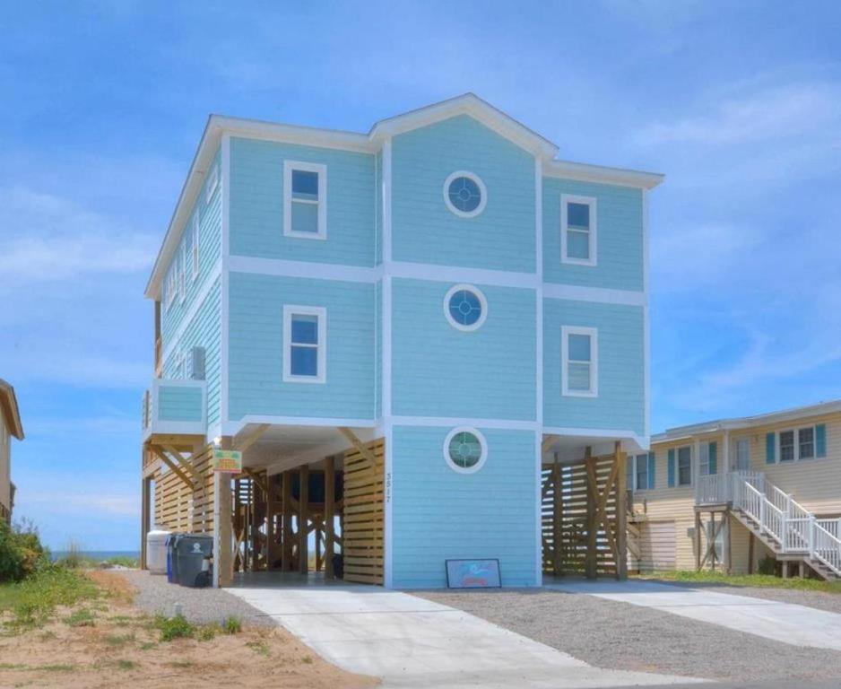 Slow Your Roll, Oak Island