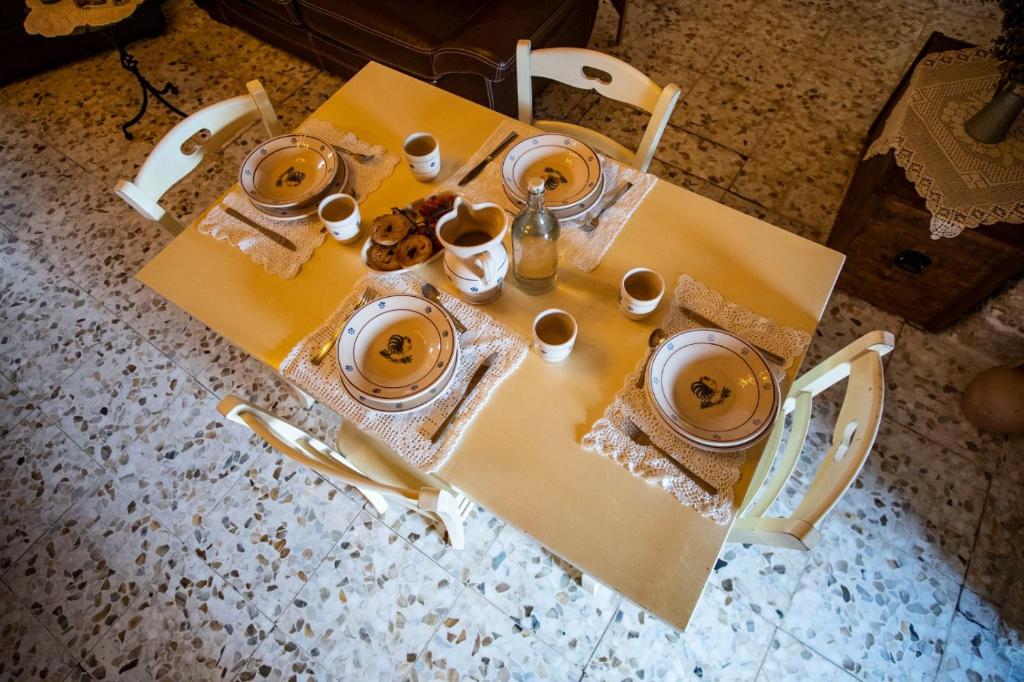 DOMUS CESARE - dimora storica totalmente in pietra nel cuore del centro storico con cabina doccia pietra in camera e zona relax esterna-historic residence entirely made of stone in the heart of the historic center with stone shower cabin in the room - 5
