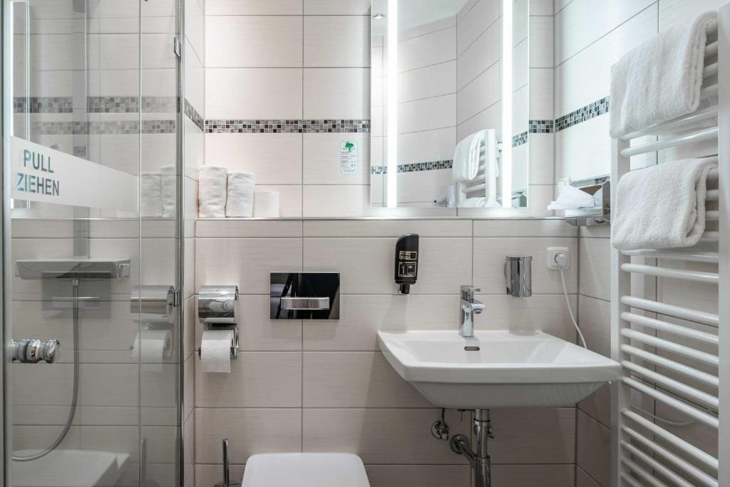 Hotel Gasthof Klosterbraeu Schlehdorf photo