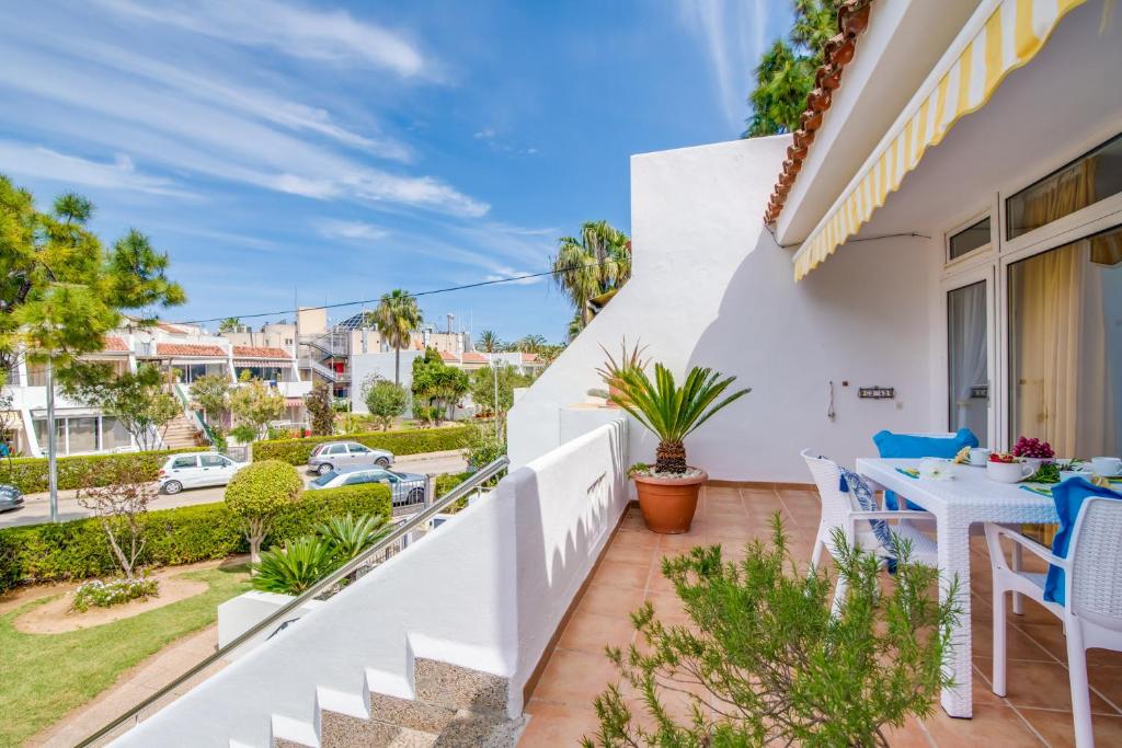 Ideal Property Mallorca - Silver - 3