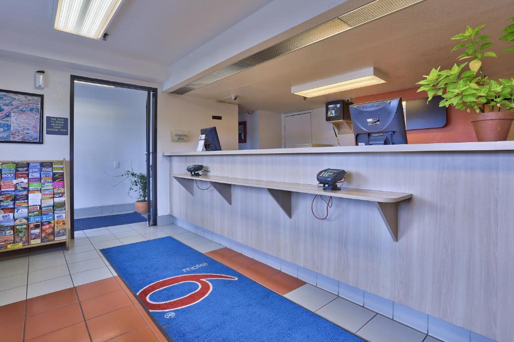 Motel 6-Flagstaff, AZ - West - Woodland Village photo